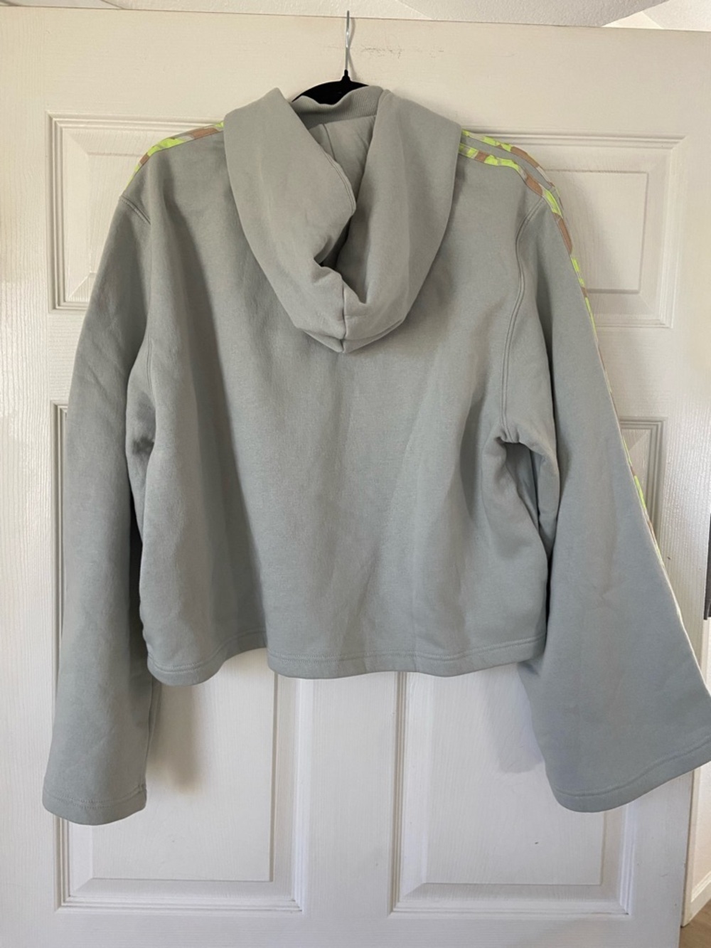 NWT adidas Floral Graphic 3-Stripes Half Zip Hoodie Womens Size X Large - Picture 5 of 12